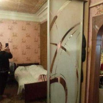 Продам 2-х комнатную квартиру на Залютино.