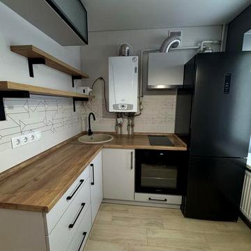 Продаж 2 кімнатної квартири в центрі міста
