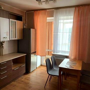 Здам в гарному стані 1-но кімн кв вул. Єськова