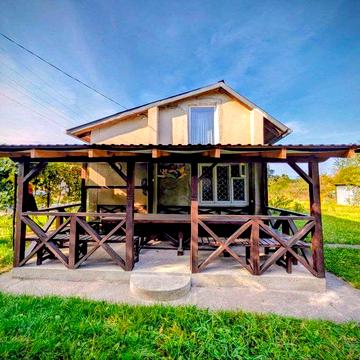 продаж садового будинку з великою ділянкою 5хв до ІФ