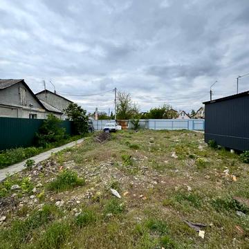 Полтавська вул.