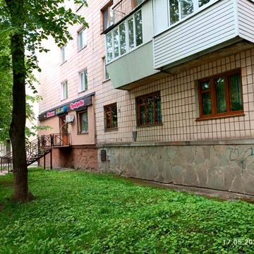 Генерала Безручка вул., 14
