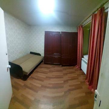 Сергія Слісаренка вул., 14