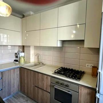 Петра Григоренка просп., 7-В