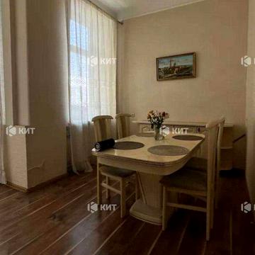 5к. 110м2, Центр (Ул. Гиршмана 17, М. Архитектора Бекетова) 130063