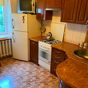 Здам квартиру в ценрі міста.
