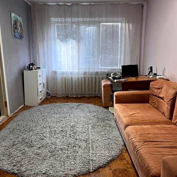 Небесної Сотні просп. (Маршала Жукова), 10/3