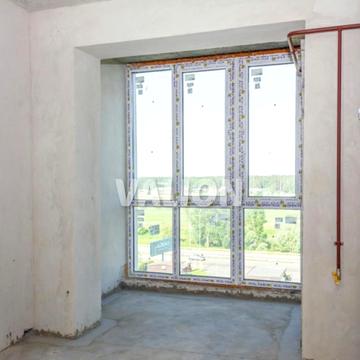 Леоніда Каденюка вул., 18