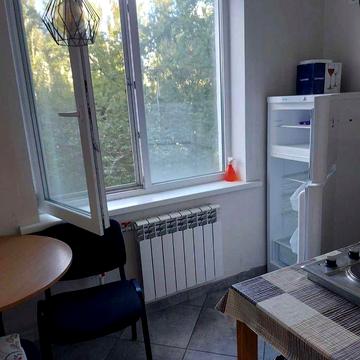 Продам 1 комнатную квартиру  р-н Сосновой горки/ ул.Клочковская /Центр