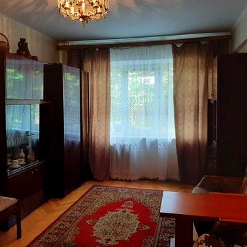 2 кім.  Оренда двокімнатної квартири на вул Парковій з інд.опаленням