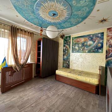 Продаж 3-поверхового будинку пров. Перлинний