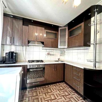Продам 3х кімнатну квартиру вул. Мстиславська за Бойовою !