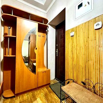 Продаж 2-кімнатної квартири в м.Стебник!