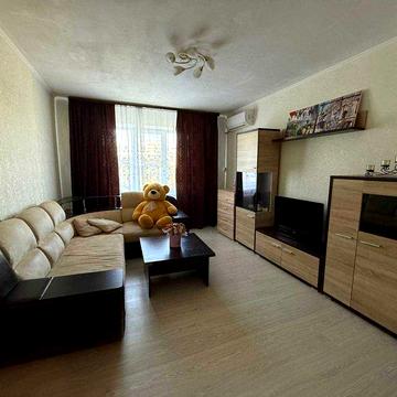 Продам 3к квартиру на Ж/М Тополя-3