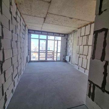 Срочно продам квартиру на ул.Бочарова - 5 этаж Закрытый комплекс