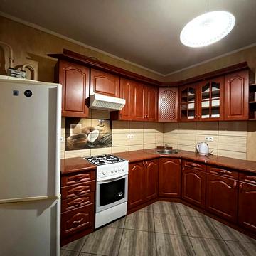 Гарбарська вул., 24