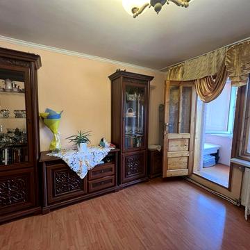 Продаж квартири Росвигово, третій поверх.