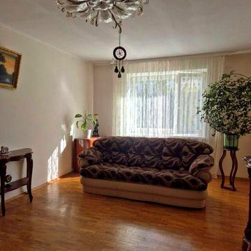 Продаж 3-кімнатної квартири