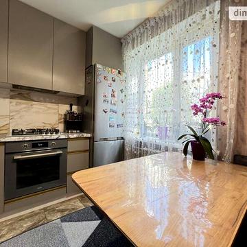 Продаж 1к Квартира Івана Дзюби (Академіка Павлова) вулиця