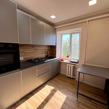 Продам 1к квартиру новий Ремонт ЖК ОСББ