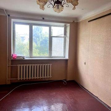 40733 Продаж 2 кімнатної квартири в самому центрі Виставки.