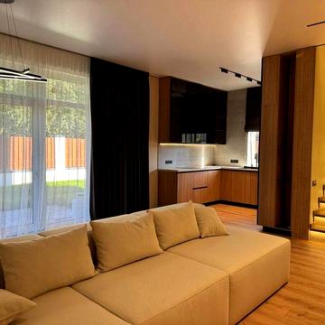 Будинок (без%) 136м² та 3 с. (завершують ремонт) 1 км до м. Славутич