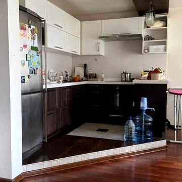 ВЕЛИКА 3-к 94 м2 ІДЕАЛЬНО для Сімї або для Пари по вул Урлівська 19