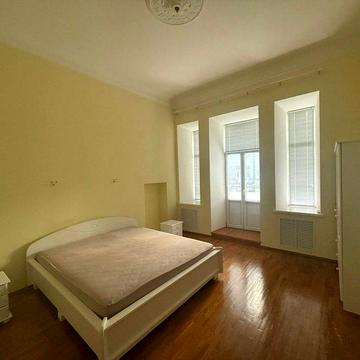 2к 56м, якісний ремонт Терещенківська 13, парк Шевченка