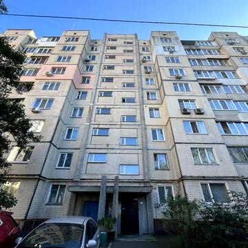 3 к.кв, вул. Райдужна (Воскресенка), 69м2, 1м2 = 950 USD
