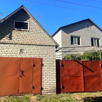 Продам жилой 2-х этажный дом в поселке Элитное