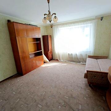 Здається 1 к кв район пр. М.Лушпи