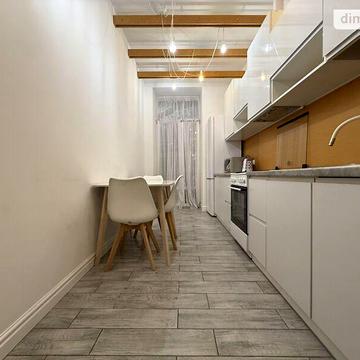 Довгострокова оренда 1к Квартира Франка Івана вулиця