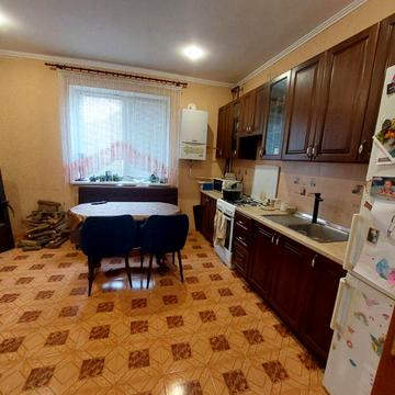 Щукіна вул., 84