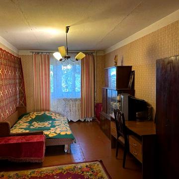 Продам 2х ком. квартира Днепровское шоссе Собственник 44 м2 / 14500 ye