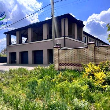 Продаж таунхауса в межах міста Луцька! Ціна 400 дол.за кв.м.!