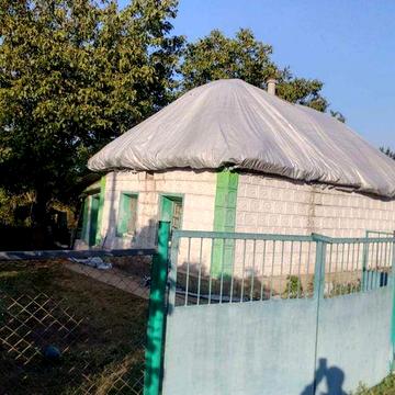 Сдам  домик в пригороде Каменского Днепропетровской обл.