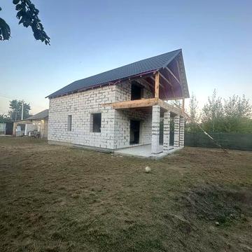 Продам будинок в мальовничому місці з ділянкою 23 сотки
