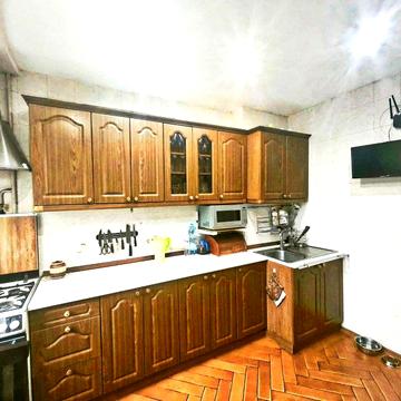 Оренда затишної 3 кім. квартири поруч з м. Політехнічний університет