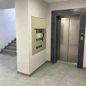 Будівельна вул., 2