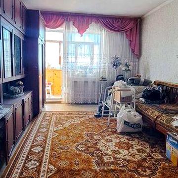 Трьох кімнатна квартира на Харківському масиві