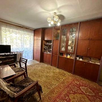 В продаже 3к к-ра,морской квадрат,средний этаж