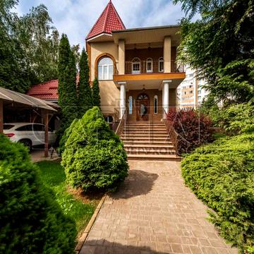 Лесі Українки вул.