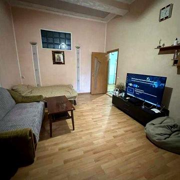 Продаж 1 км.к-р.центр міста вул.Лемкіська терміново