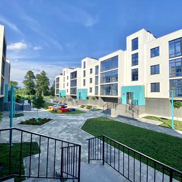 Захисників вул., 11
