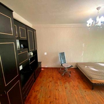 Здається однокімнатна квартира Космонавта Поповича 24, Лісовий масив