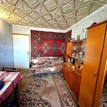 Світла вул., 45