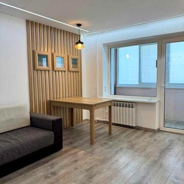Продаж 3-кімнатної квартири з новим ремонтом, пр. Б. Хмельницького 32А