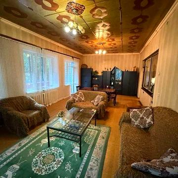 Продається 4-кімнатна квартира в центрі міста!(вул.Донцова)