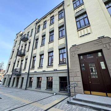 Троїцька вул. (Червона), 5