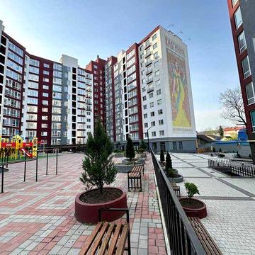 Продам квартиру в центрі, ЖР"Кнгяинин, однокімнатна,Галицька-Набережн